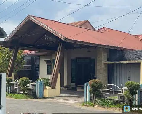 RUMAH DI KOTA PONTIANAK - NPL089-1