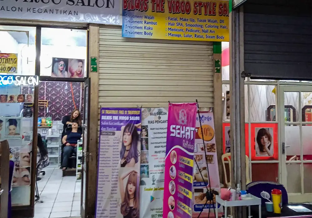 Kios di Pusat Grosir Cililitan - Jakarta Timur NPL262-1