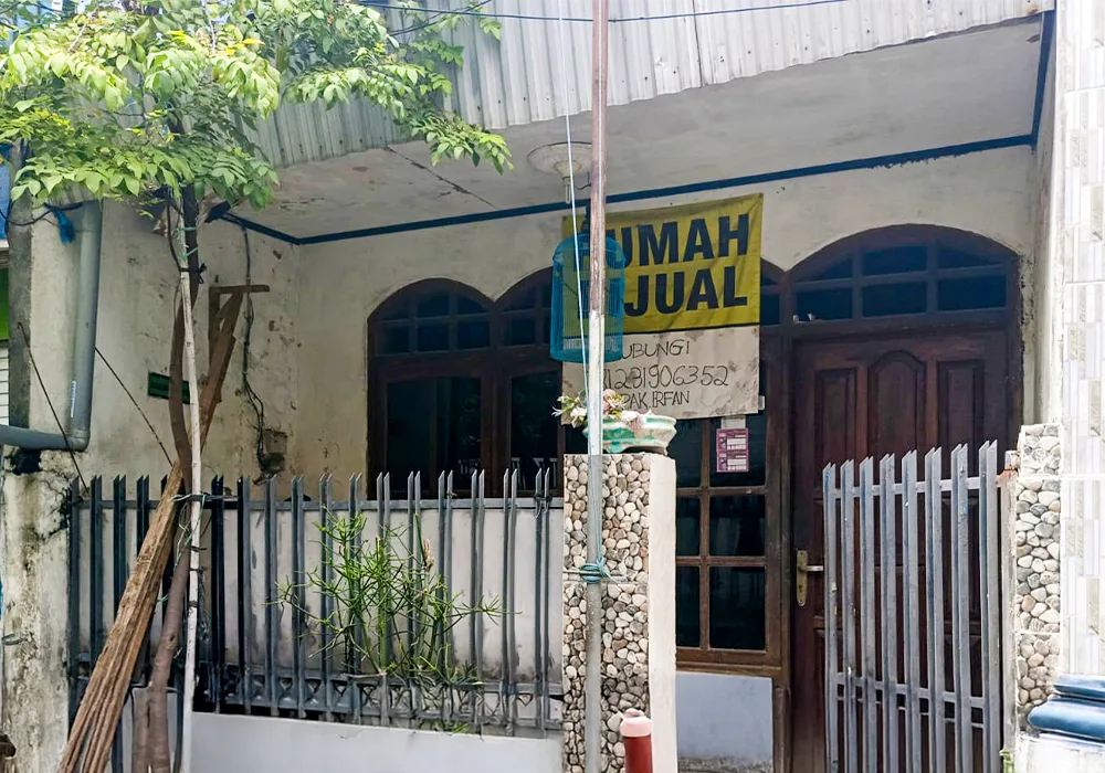 RUMAH DI KOTA SURABAYA - NPL268-1