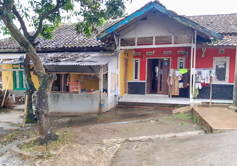 RUMAH DI KOTA BANDUNG - NPL321-1