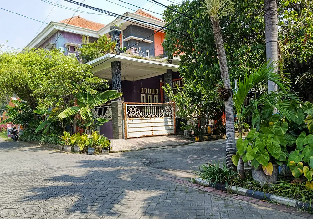 RUMAH DI KAB. GRESIK - NPL422-1