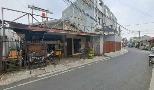 Rumah di Cempaka Putih - Jakarta Pusat NPL430-2