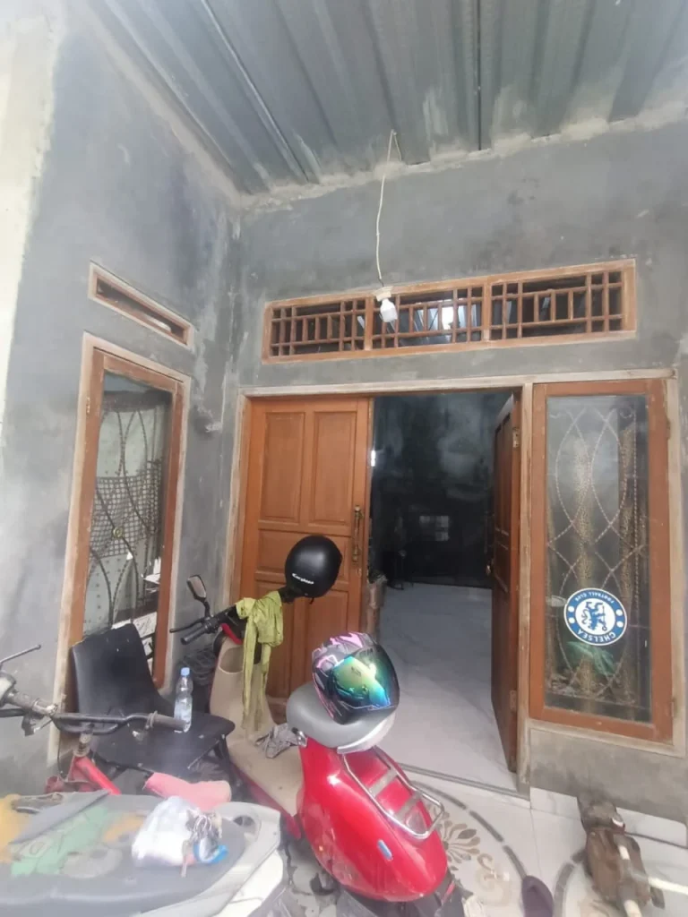 RUMAH DI KOTA TANGERANG SELATAN - NPL433-1