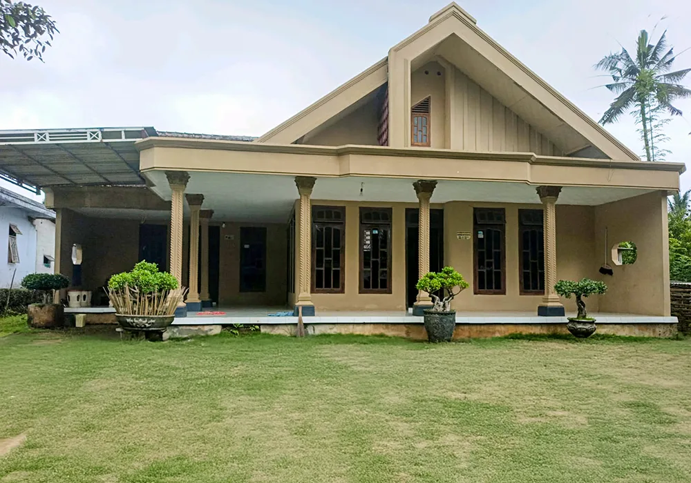 RUMAH DI KOTA MALANG - NPL471-1