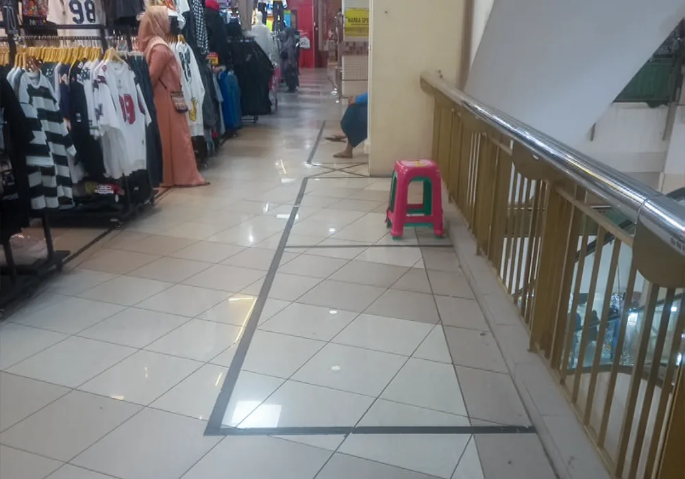 KIOS DI KOTA JAKARTA PUSAT - NPL612-12