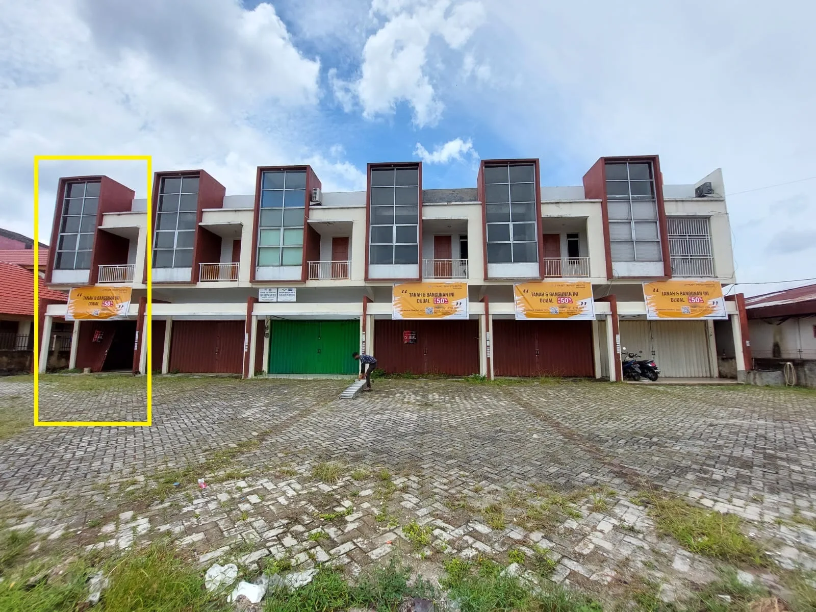RUKO DI KOTA PEKANBARU - NPL631-3