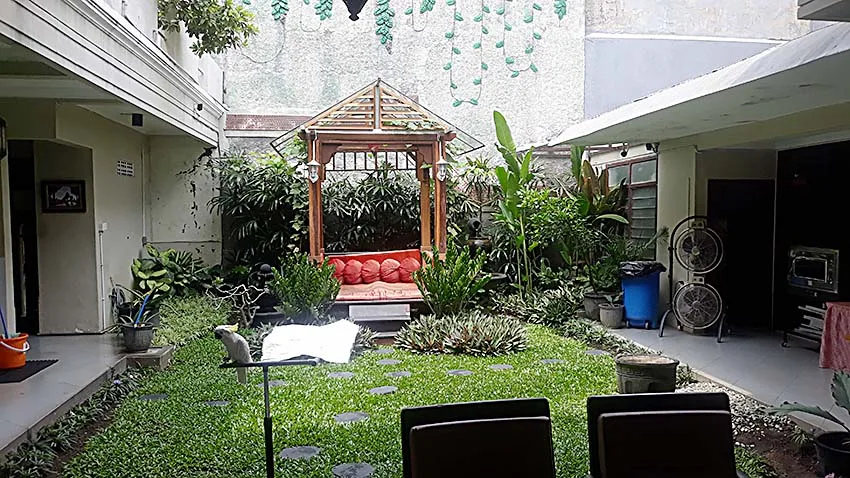 RUMAH DI KOTA SURABAYA - NPL633-1