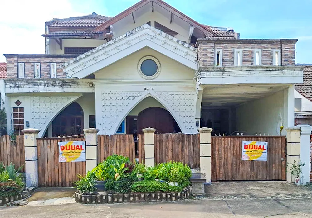 RUMAH DI BEKASI - NPL645-1