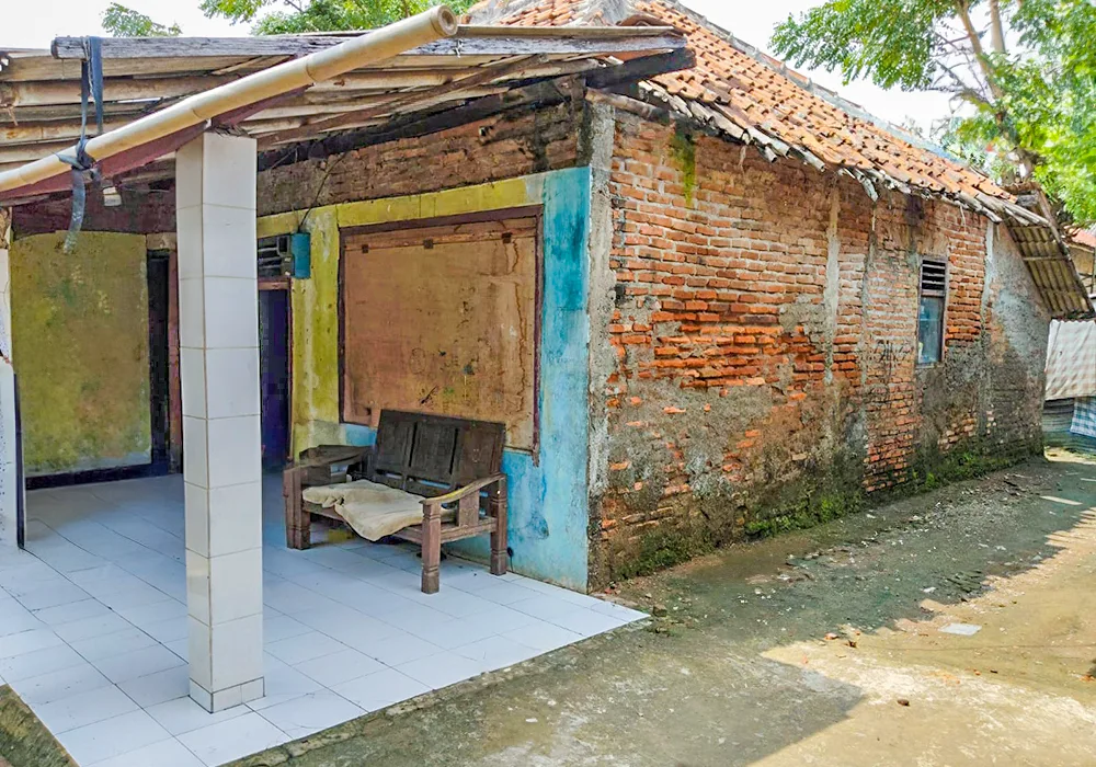 RUMAH DI KOTA BEKASI - WOFF293-1