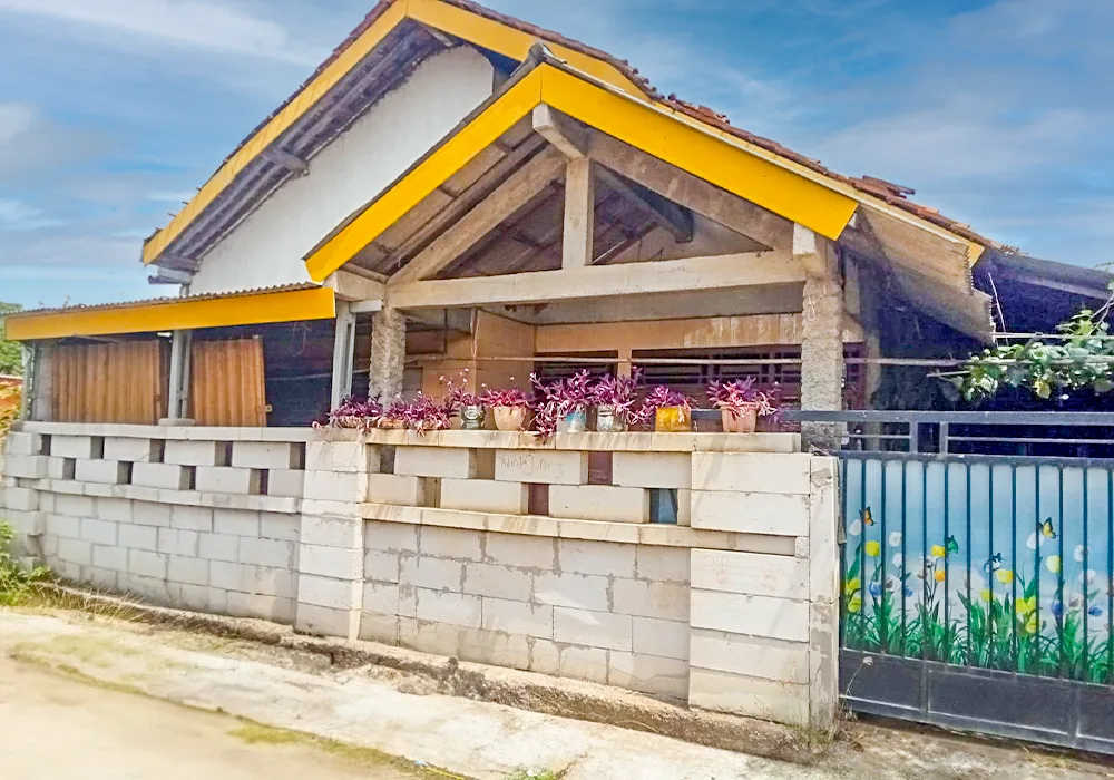 RUMAH DI CIKARANG TIMUR - WOFF368-1