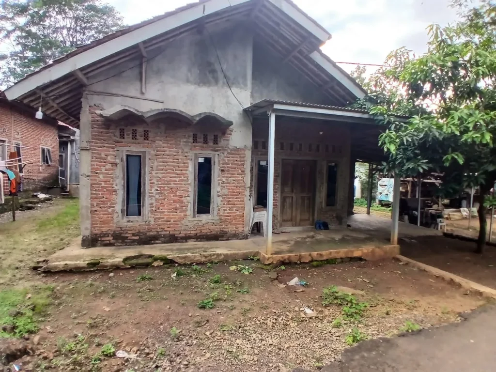 RUMAH DI KAB. CIREBON - WOFF4277-1