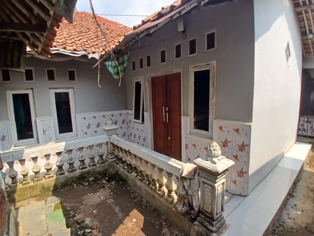 RUMAH DI KAB. CIREBON - WOFF4278-1