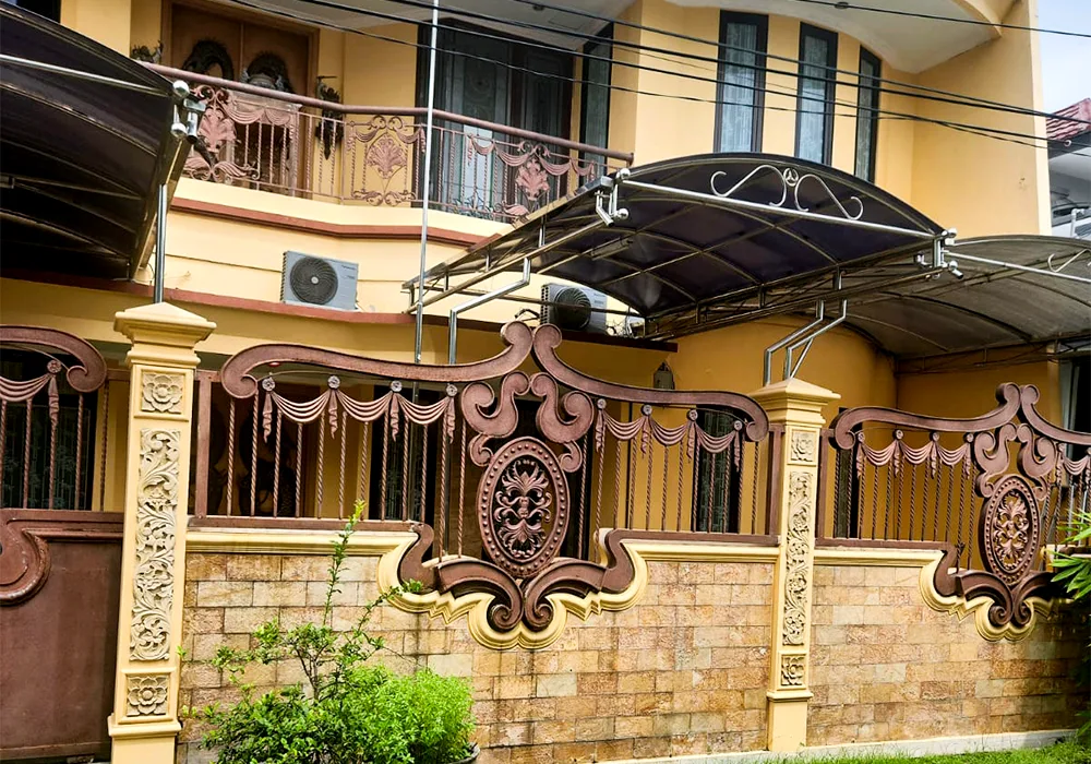 RUMAH DI KOTA SURABAYA - WOFF567-1