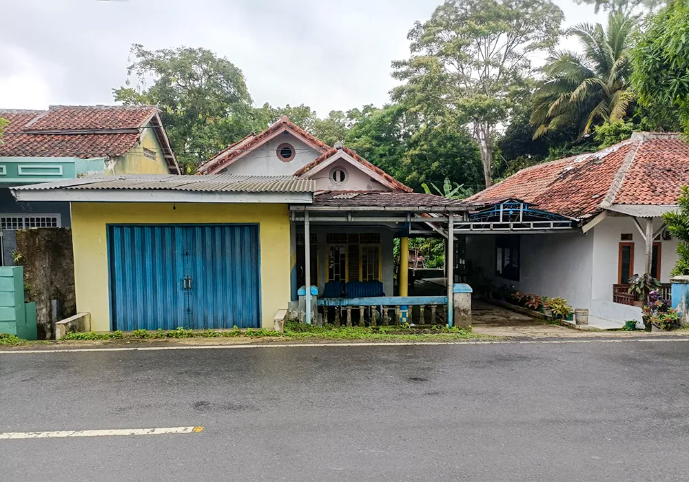 RUMAH DI KAB. SUKABUMI - WOFF766-1
