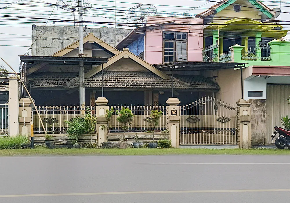 RUMAH DI KAB. BANYUWANGI - WOFF834-1
