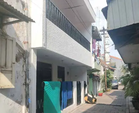 RUMAH DI KOTA SURABAYA - WOFF872-3