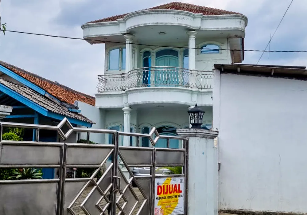 RUMAH DI KOTA TANGERANG - WOFF977-1